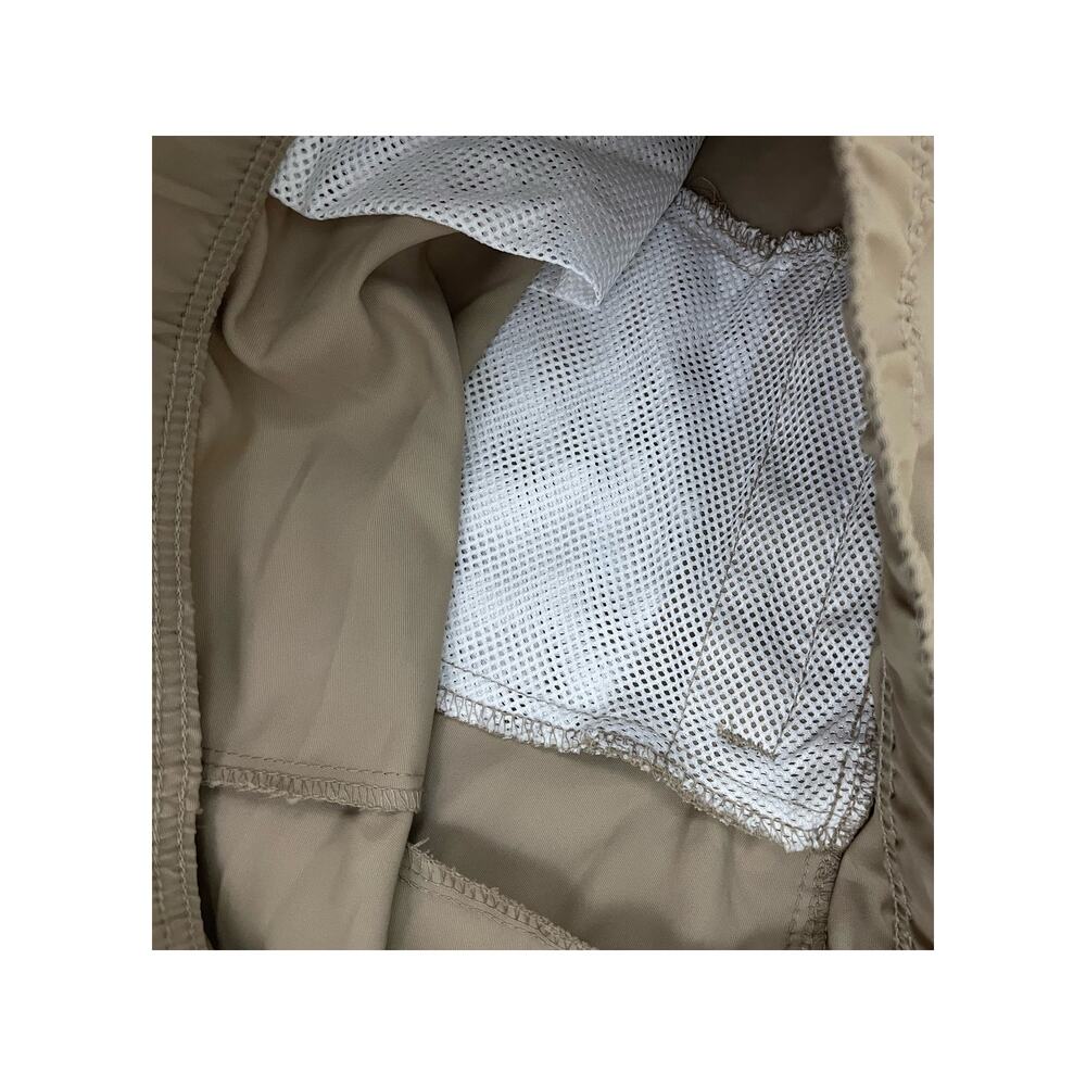 NWT XXL Magellan Shorts Women UPF50 Water Repellent Silver Mink Hiking Outdoor - Picture 5 of 6